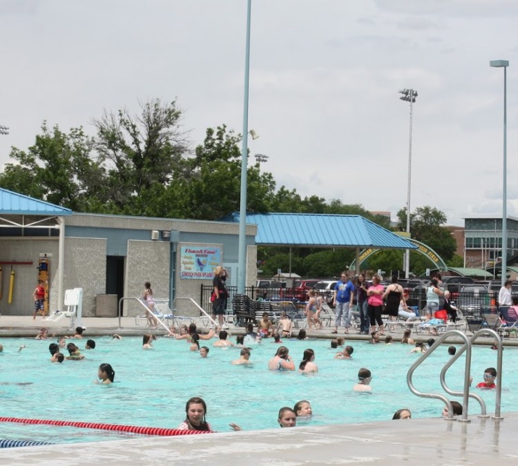 lincoln-park-moyer-pool-photo